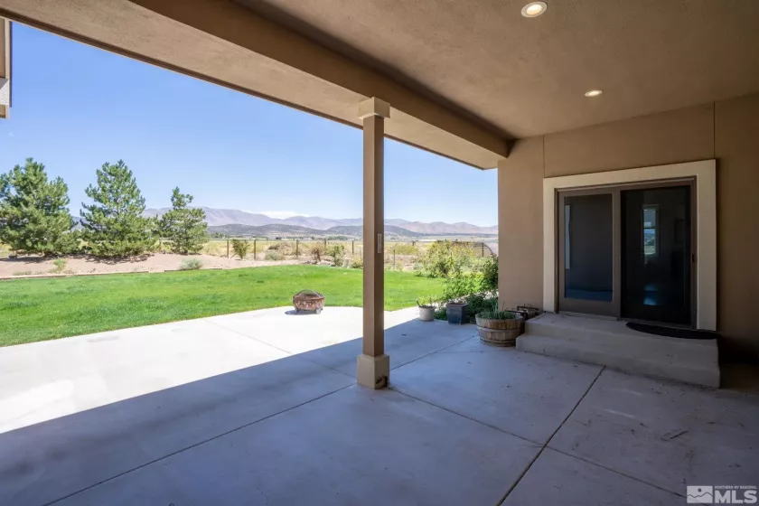 1463 Carlson Dr, Gardnerville, Nevada 89410, 4 Bedrooms Bedrooms, ,3 BathroomsBathrooms,Residential,For Sale,Carlson Dr,240010159