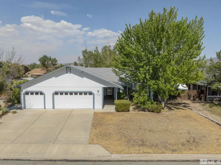 138 Andalucia Court, Sparks, Nevada 89441, 3 Bedrooms Bedrooms, ,2 BathroomsBathrooms,Residential,For Sale,Andalucia Court,240010174