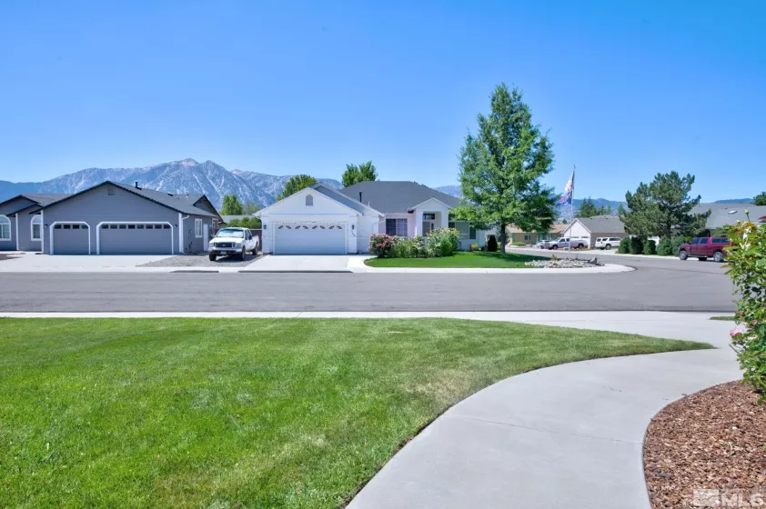 767 Morning Sun Ct, Gardnerville, Nevada 89460, 3 Bedrooms Bedrooms, ,2 BathroomsBathrooms,Residential,For Sale,Morning Sun Ct,240010175