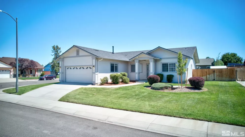 767 Morning Sun Ct, Gardnerville, Nevada 89460, 3 Bedrooms Bedrooms, ,2 BathroomsBathrooms,Residential,For Sale,Morning Sun Ct,240010175