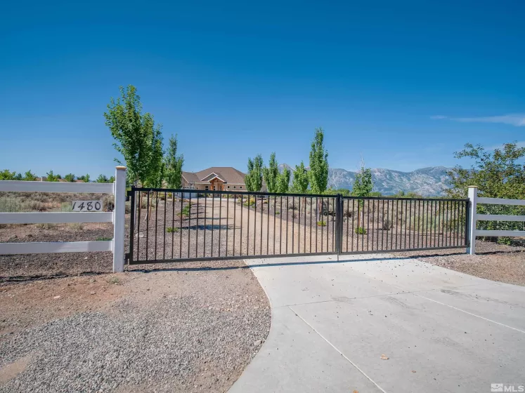 1480 Sanchez Rd, Gardnerville, Nevada 89410, 3 Bedrooms Bedrooms, ,2 BathroomsBathrooms,Residential,For Sale,Sanchez Rd,240010190