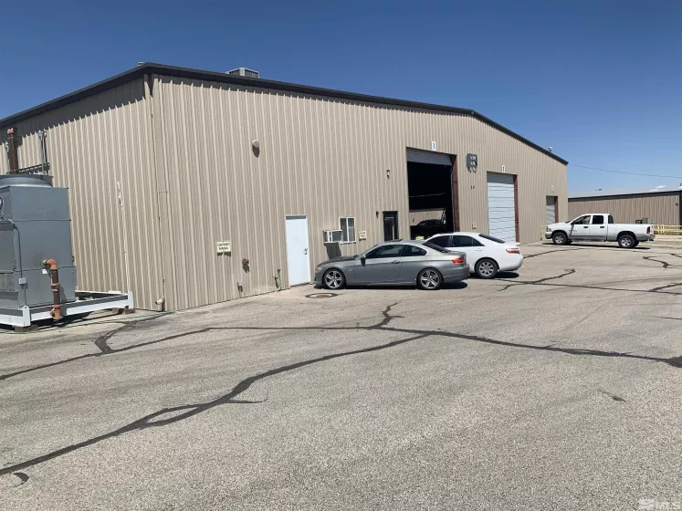 20 Industrial Pkwy, Moundhouse, Nevada 89706, ,Commercial Lease,Manufactured,Industrial Pkwy,230009290