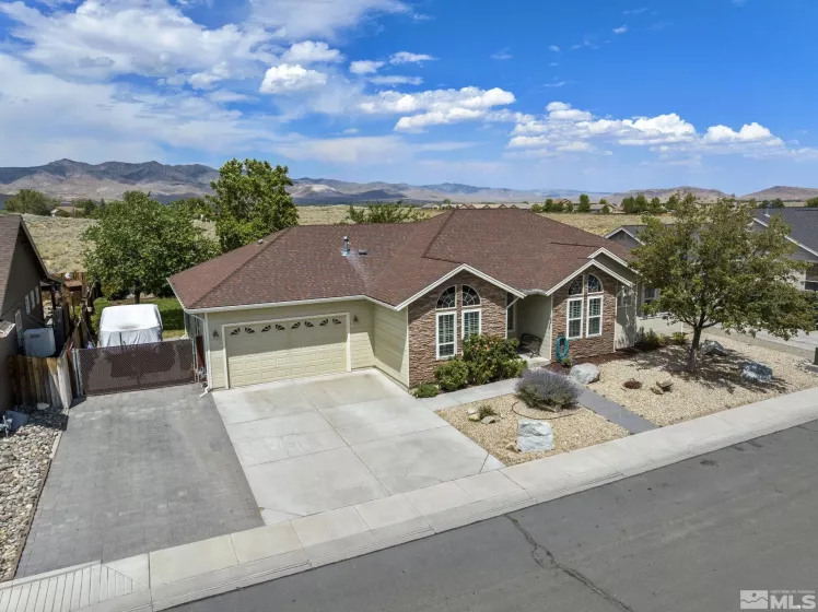 137 North Pointe Circle, Dayton, Nevada 89403, 3 Bedrooms Bedrooms, ,2 BathroomsBathrooms,Residential,For Sale,North Pointe Circle,240010276