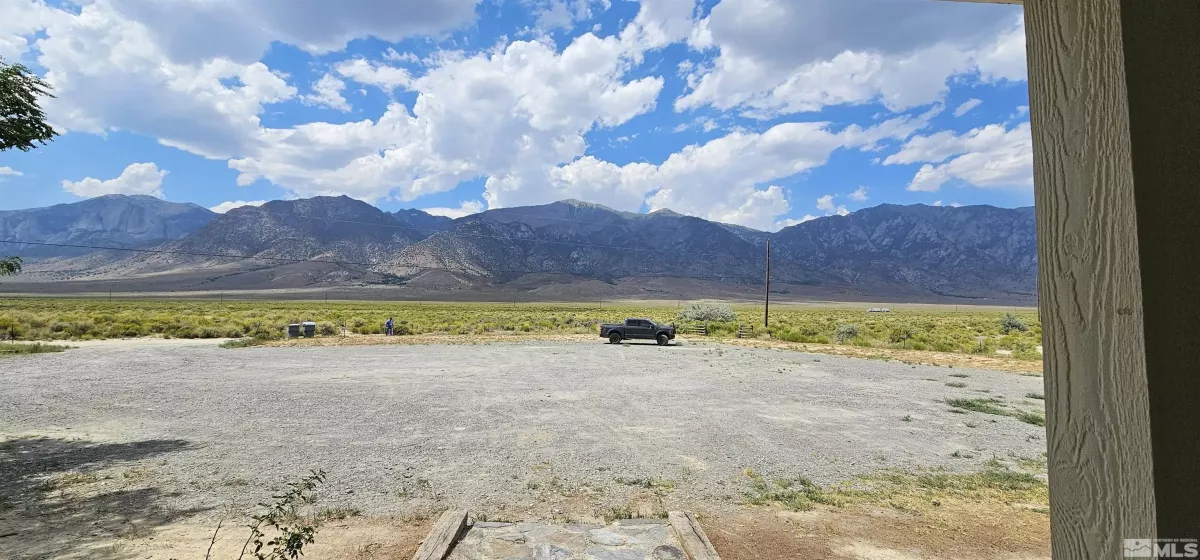 306 Gendron Rd., Round Mountain, Nevada 89045, 3 Bedrooms Bedrooms, ,2 BathroomsBathrooms,Residential,For Sale,Gendron Rd.,240010287