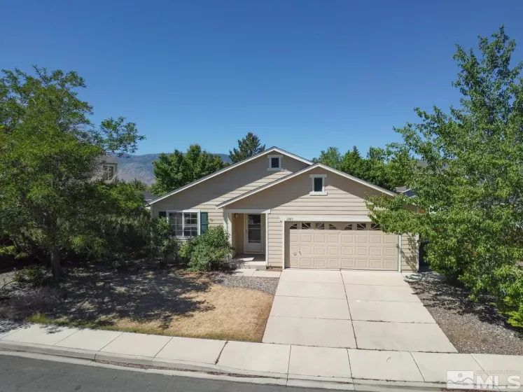 2885 Royal Sage Ct, Reno, Nevada 89503, 3 Bedrooms Bedrooms, ,2 BathroomsBathrooms,Residential,For Sale,Royal Sage Ct,240007245