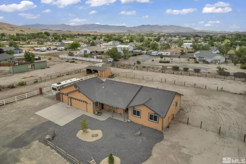 1155 Dinah Dr, Fernley, Nevada 89408, 3 Bedrooms Bedrooms, ,2 BathroomsBathrooms,Residential,For Sale,Dinah Dr,240010316