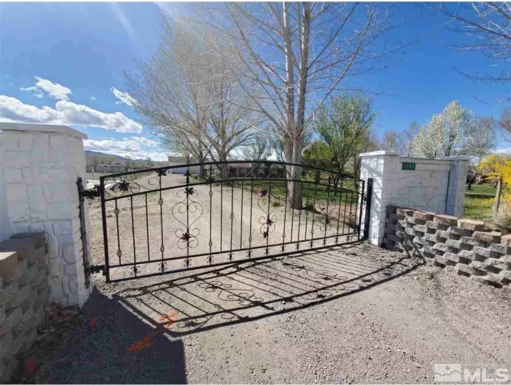 1165 Jennys Lane, Fernley, Nevada 89408, 3 Bedrooms Bedrooms, ,2 BathroomsBathrooms,Residential,For Sale,Jennys Lane,240002655