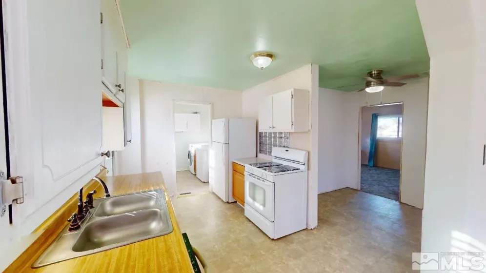 510 E 4Th St, Battle Mountain, Nevada 89820, 3 Bedrooms Bedrooms, ,1 BathroomBathrooms,Residential,For Sale,E 4Th St,240000148