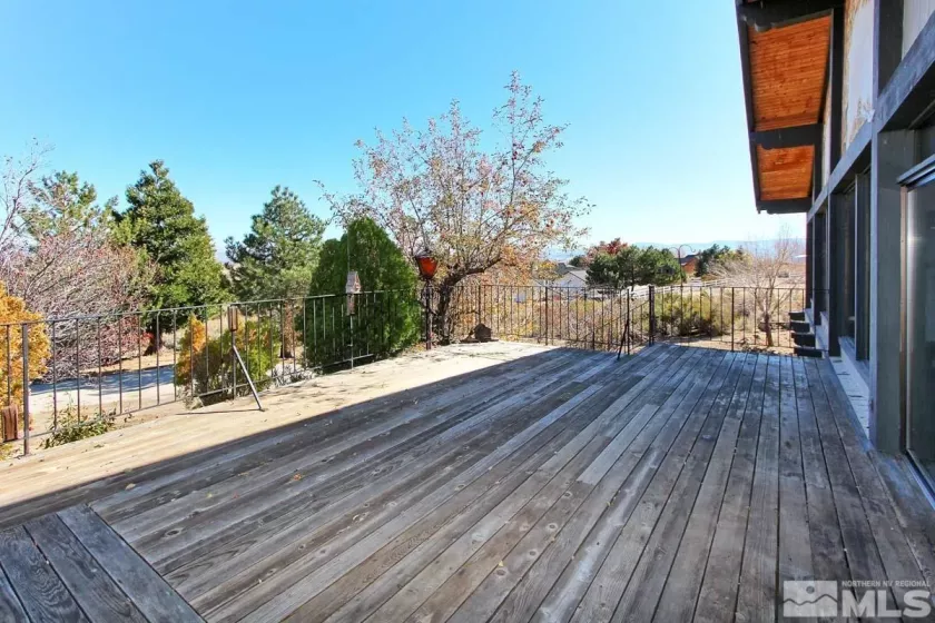 219 Pepis Dr, Gardnerville, Nevada 89460, 3 Bedrooms Bedrooms, ,2 BathroomsBathrooms,Residential,For Sale,Pepis Dr,230013246