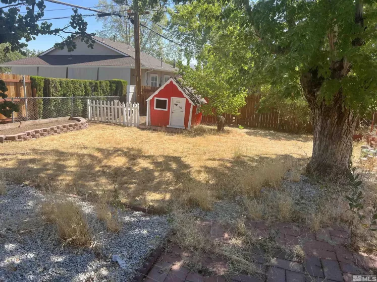 740 Edelweiss Street, Reno, Nevada 89502, 4 Bedrooms Bedrooms, ,2 BathroomsBathrooms,Residential,For Sale,Edelweiss Street,240010373