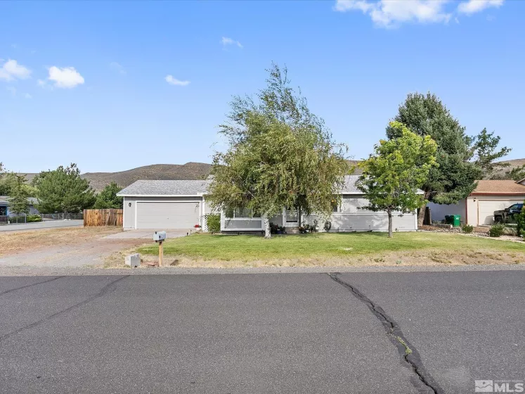 3870 Brant Street, Reno, Nevada 89508, 3 Bedrooms Bedrooms, ,2 BathroomsBathrooms,Residential,For Sale,Brant Street,240010372