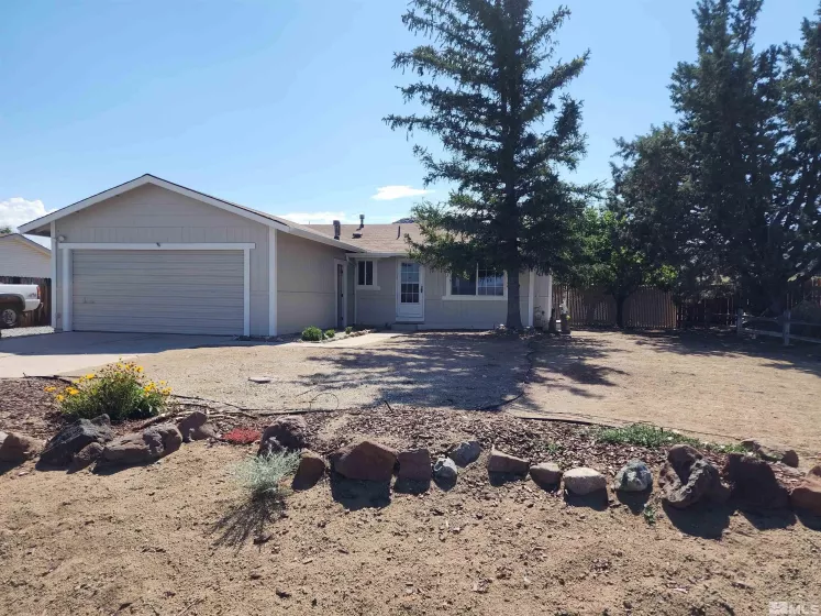 5510 Dolores Dr., Sparks, Nevada 89436, 3 Bedrooms Bedrooms, ,2 BathroomsBathrooms,Residential,For Sale,Dolores Dr.,240011100