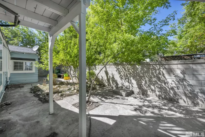 412 Fifth Street, Carson City, Nevada 89703, 4 Bedrooms Bedrooms, ,1 BathroomBathrooms,Residential,For Sale,Fifth Street,240011097