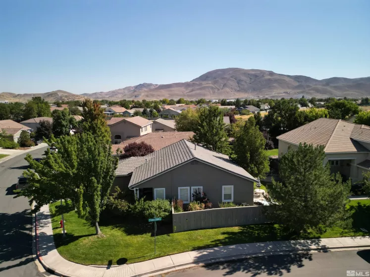 1640 Box Canyon Dr, Reno, Nevada 89521, 3 Bedrooms Bedrooms, ,2 BathroomsBathrooms,Residential,For Sale,Box Canyon Dr,240011038