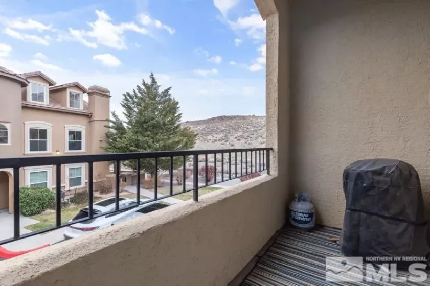 9050 Double R Blvd Apt 923, Reno, Nevada 89521, 2 Bedrooms Bedrooms, ,2 BathroomsBathrooms,Residential,For Sale,Double R Blvd Apt 923,240010584