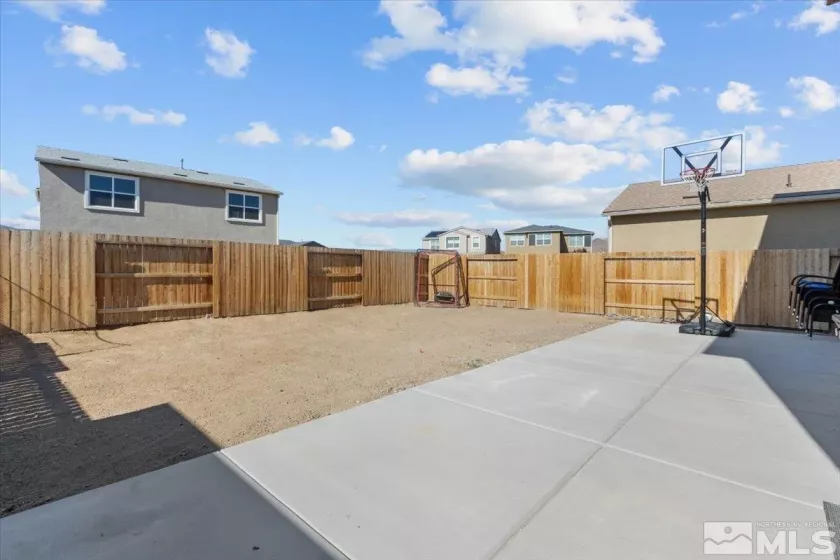 7889 Hoback Dr., Sparks, Nevada 89436, 4 Bedrooms Bedrooms, ,3 BathroomsBathrooms,Residential,For Sale,Hoback Dr.,240011140