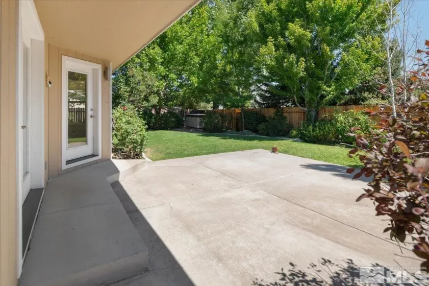 2126 Court Side Circle, Carson City, Nevada 89703, 3 Bedrooms Bedrooms, ,2 BathroomsBathrooms,Residential,For Sale,Court Side Circle,240011141