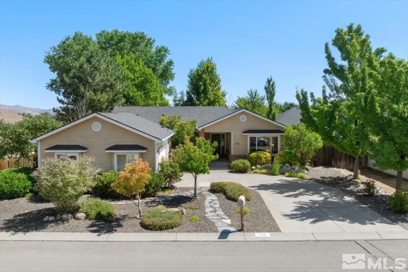 2126 Court Side Circle, Carson City, Nevada 89703, 3 Bedrooms Bedrooms, ,2 BathroomsBathrooms,Residential,For Sale,Court Side Circle,240011141