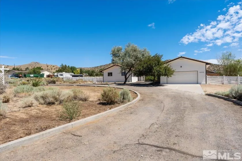 9300 Spearhead Way, Reno, Nevada 89506, 4 Bedrooms Bedrooms, ,2 BathroomsBathrooms,Residential,For Sale,Spearhead Way,240010608