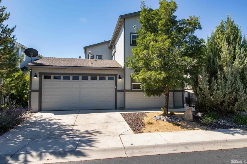 1279 Par Three Dr, Sparks, Nevada 89436, 3 Bedrooms Bedrooms, ,2 BathroomsBathrooms,Residential,For Sale,Par Three Dr,240011300