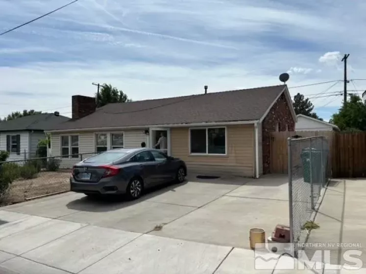 760 Hood Ave, Reno, Nevada 89512, 3 Bedrooms Bedrooms, ,2 BathroomsBathrooms,Residential,For Sale,Hood Ave,240010941