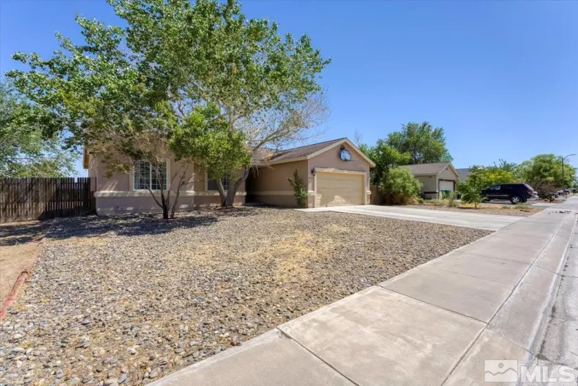 3110 Spring Cir, Silver Springs, Nevada 89429, 3 Bedrooms Bedrooms, ,2 BathroomsBathrooms,Residential,For Sale,Spring Cir,240011179