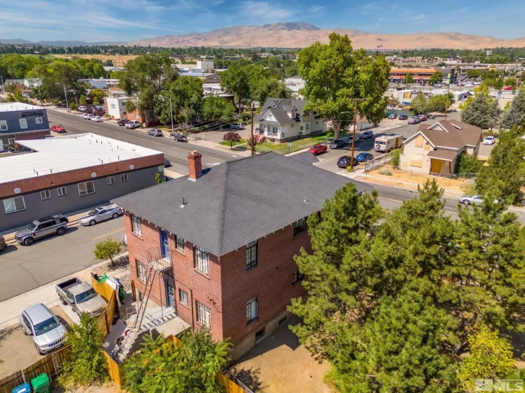 1050 2nd St, Reno, Nevada 89503, ,Residential Income,For Sale,2nd St,240011335