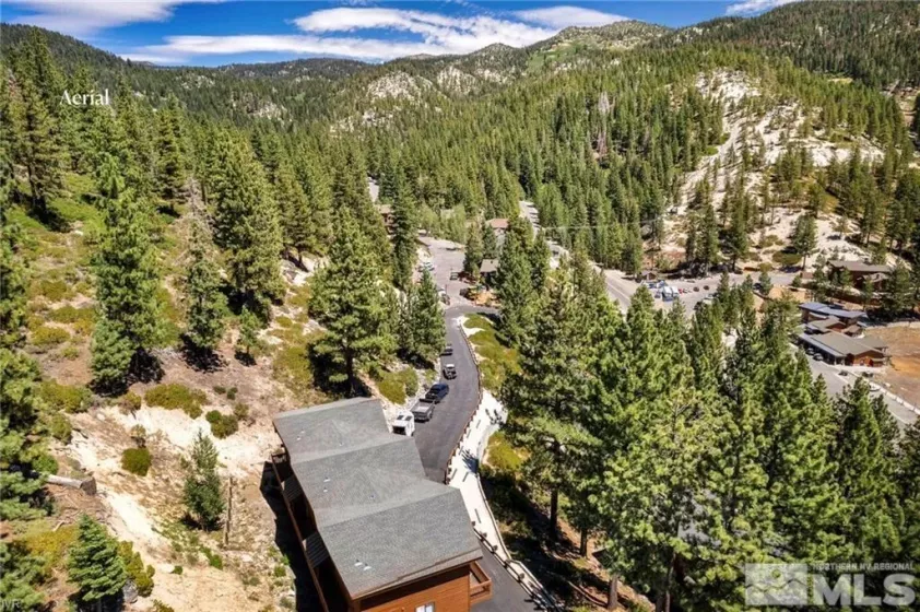 400 Fairview Blvd, Incline Village, Nevada 89451, 2 Bedrooms Bedrooms, ,2 BathroomsBathrooms,Residential,For Sale,Fairview Blvd,240010666