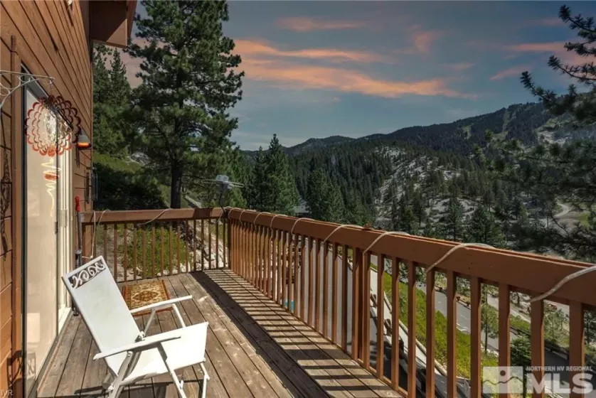 400 Fairview Blvd, Incline Village, Nevada 89451, 2 Bedrooms Bedrooms, ,2 BathroomsBathrooms,Residential,For Sale,Fairview Blvd,240010666