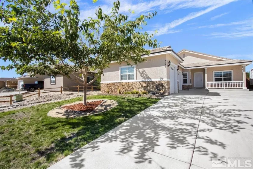 3028 Stillwater Way, Fernley, Nevada 89408, 3 Bedrooms Bedrooms, ,2 BathroomsBathrooms,Residential,For Sale,Stillwater Way,240011223