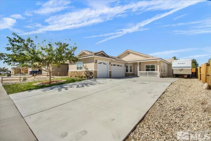 3028 Stillwater Way, Fernley, Nevada 89408, 3 Bedrooms Bedrooms, ,2 BathroomsBathrooms,Residential,For Sale,Stillwater Way,240011223