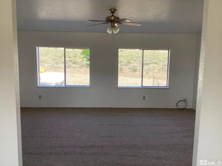 5155 Aspen St, Silver Springs, Nevada 89429, 3 Bedrooms Bedrooms, ,2 BathroomsBathrooms,Residential,For Sale,Aspen St,240006334