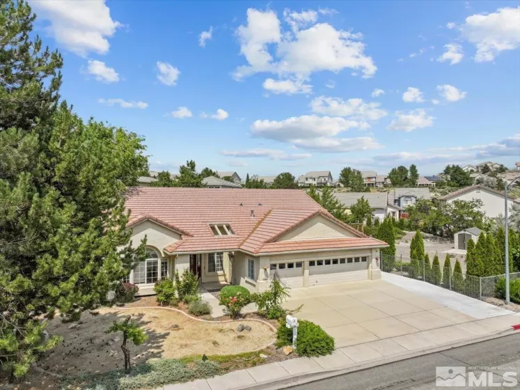 2525 Beaumont Pkwy, Reno, Nevada 89523, 4 Bedrooms Bedrooms, ,2 BathroomsBathrooms,Residential,For Sale,Beaumont Pkwy,240000563