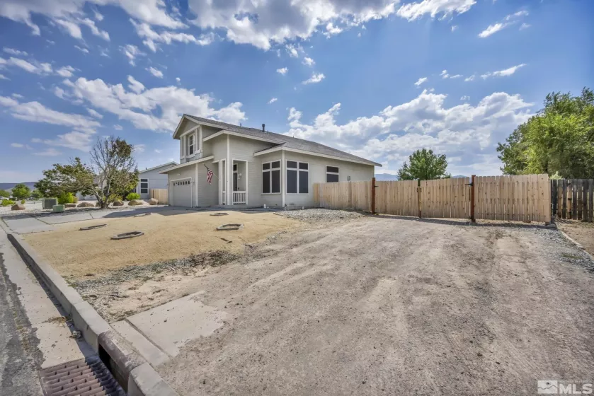 20974 White Rock DR, Reno, Nevada 89508, 4 Bedrooms Bedrooms, ,2 BathroomsBathrooms,Residential,For Sale,White Rock DR,240011579