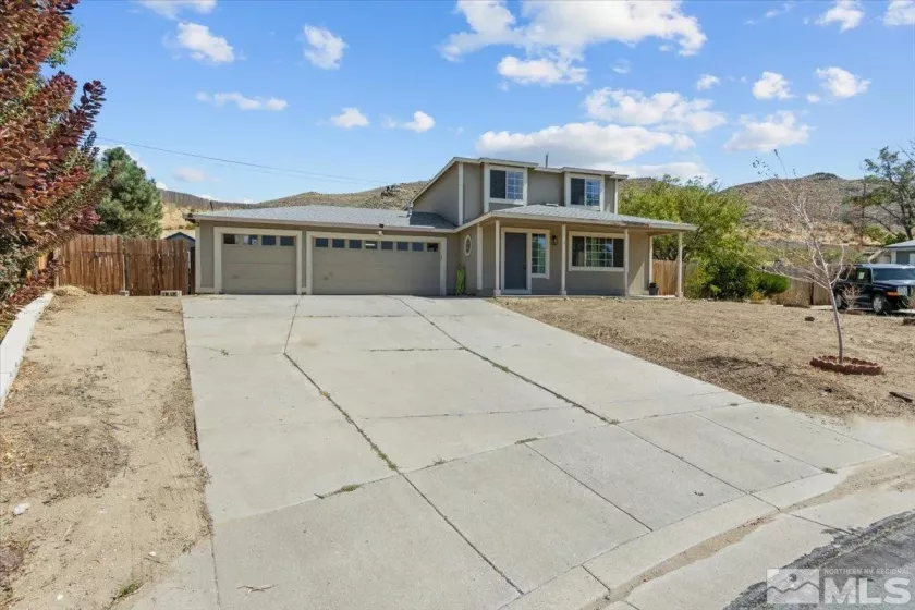 17105 Waxwing Ct, Reno, Nevada 89508, 3 Bedrooms Bedrooms, ,2 BathroomsBathrooms,Residential,For Sale,Waxwing Ct,240011529