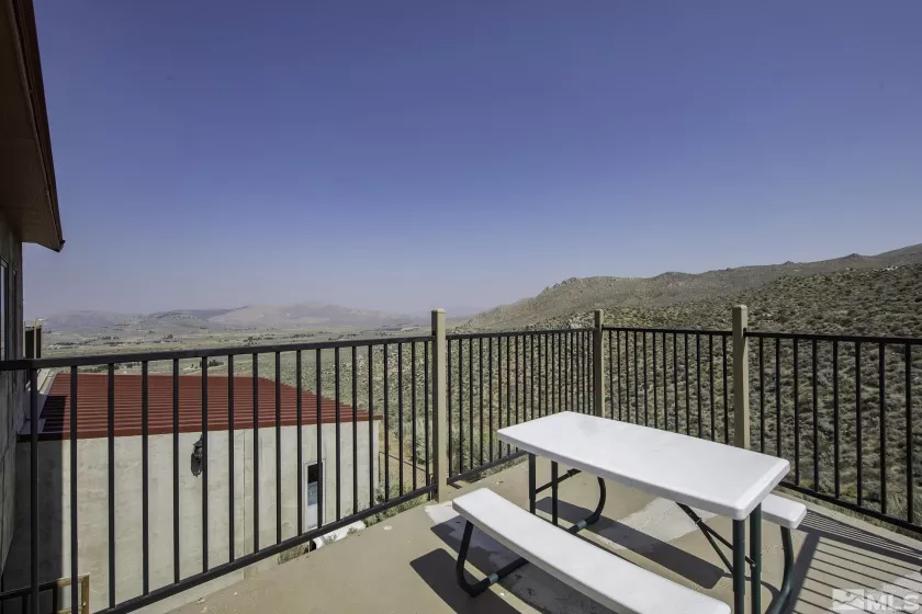 600 Prairie Dog Ct, Reno, Nevada 89508, 2 Bedrooms Bedrooms, ,3 BathroomsBathrooms,Residential,For Sale,Prairie Dog Ct,240011516