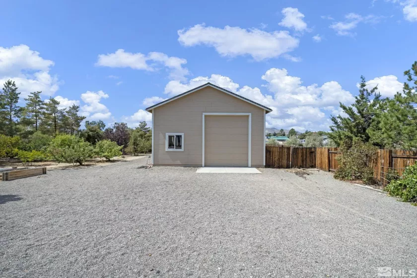 285 Saintsbury Ct, Sparks, Nevada 89441, 3 Bedrooms Bedrooms, ,2 BathroomsBathrooms,Residential,For Sale,Saintsbury Ct,240011508