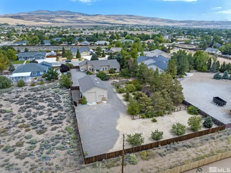 285 Saintsbury Ct, Sparks, Nevada 89441, 3 Bedrooms Bedrooms, ,2 BathroomsBathrooms,Residential,For Sale,Saintsbury Ct,240011508