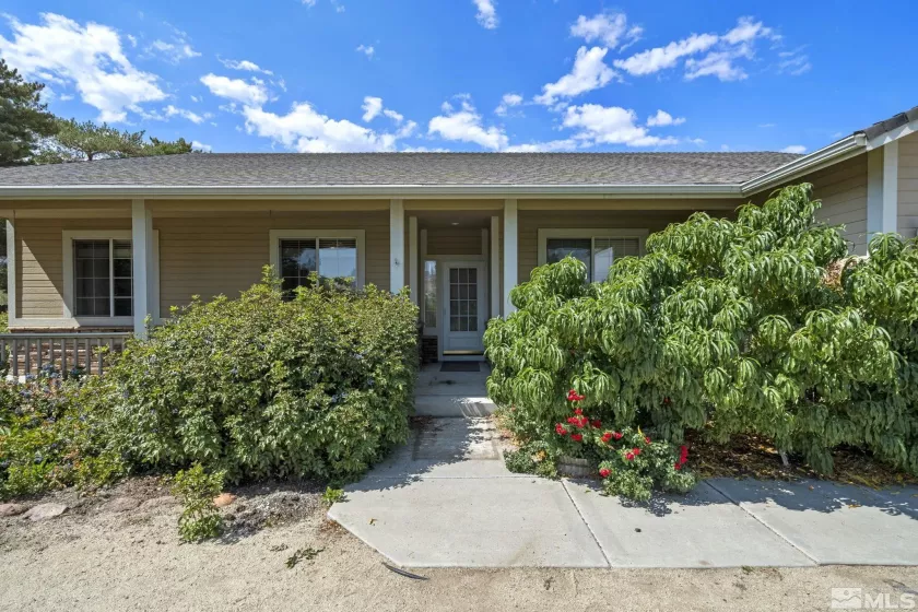 285 Saintsbury Ct, Sparks, Nevada 89441, 3 Bedrooms Bedrooms, ,2 BathroomsBathrooms,Residential,For Sale,Saintsbury Ct,240011508