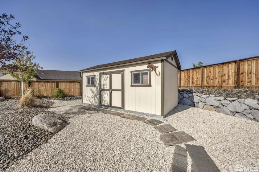 545 Vista Grande Dr, Sparks, Nevada 89441, 3 Bedrooms Bedrooms, ,2 BathroomsBathrooms,Residential,For Sale,Vista Grande Dr,240011503