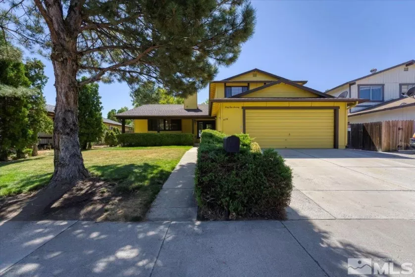 4170 Mira Loma Drive, Reno, Nevada 89502, 4 Bedrooms Bedrooms, ,3 BathroomsBathrooms,Residential,For Sale,Mira Loma Drive,240011325