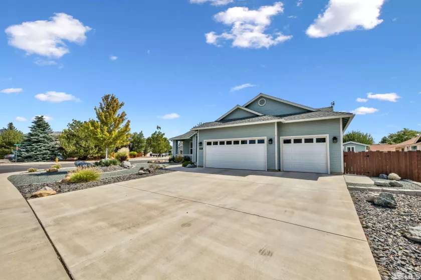 1311 Bridle Way, Minden, Nevada 89423, 3 Bedrooms Bedrooms, ,2 BathroomsBathrooms,Residential,For Sale,Bridle Way,240011646