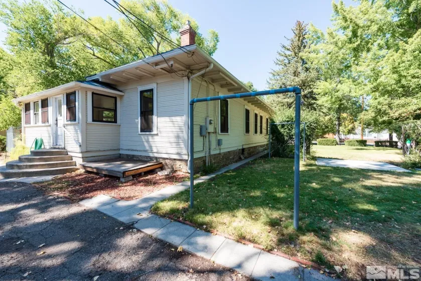 525 Spear St., Carson City, Nevada 89703, 2 Bedrooms Bedrooms, ,1 BathroomBathrooms,Residential,For Sale,Spear St.,240011627