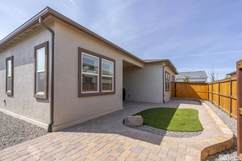 2260 Newberry Way, Sparks, Nevada 89436, 2 Bedrooms Bedrooms, ,2 BathroomsBathrooms,Residential,For Sale,Newberry Way,240011661