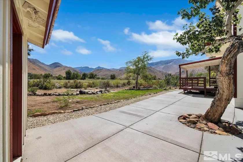 747 North River Lane, Walker, Ca, California 96107, 3 Bedrooms Bedrooms, ,2 BathroomsBathrooms,Residential,For Sale,North River Lane,240011796