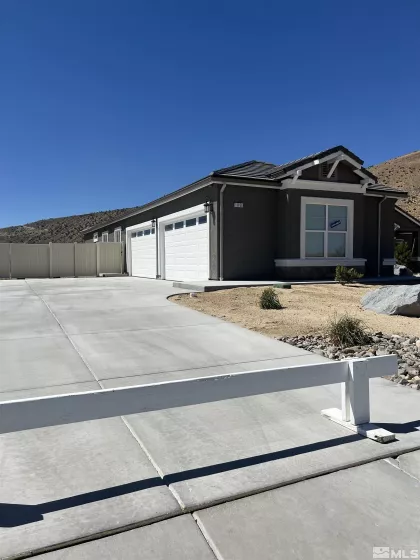 11151 Diamond Stream Dr., Sparks, Nevada 89441, 5 Bedrooms Bedrooms, ,3 BathroomsBathrooms,Residential,For Sale,Diamond Stream Dr.,240011824