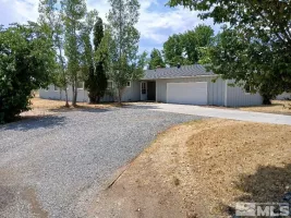 993 Dresslerville Rd, Gardnerville, Nevada 89460, 4 Bedrooms Bedrooms, ,3 BathroomsBathrooms,Residential,For Sale,Dresslerville Rd,240011871