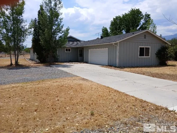 993 Dresslerville Rd, Gardnerville, Nevada 89460, 4 Bedrooms Bedrooms, ,3 BathroomsBathrooms,Residential,For Sale,Dresslerville Rd,240011871