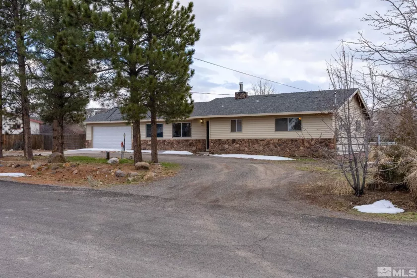 1961 Arabian Ln, Gardnerville, Nevada 89410, 3 Bedrooms Bedrooms, ,2 BathroomsBathrooms,Residential,For Sale,Arabian Ln,240002381