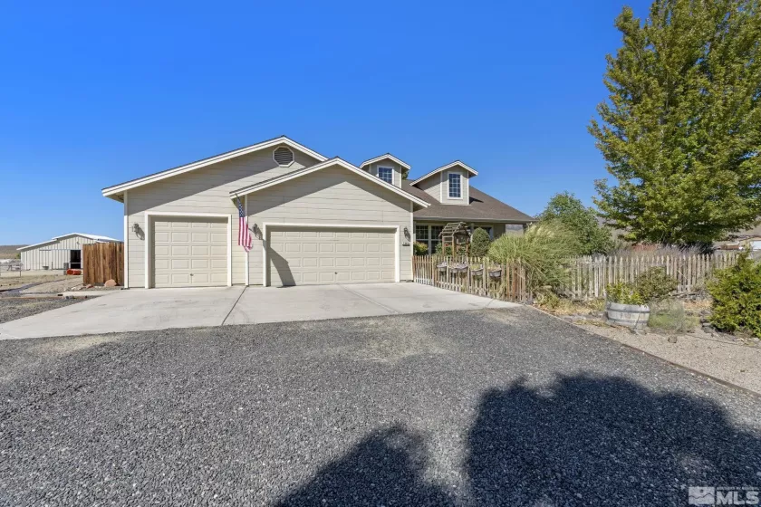 7305 Iron Mountain Blvd., Stagecoach, Nevada 89429, 3 Bedrooms Bedrooms, ,2 BathroomsBathrooms,Residential,For Sale,Iron Mountain Blvd.,240011904